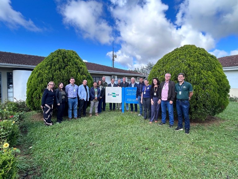 Missão internacional avança na abertura do mercado cubano para frutas brasileiras