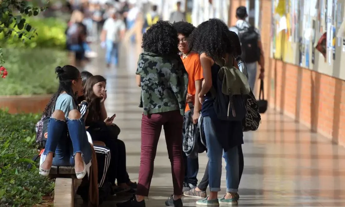 Governo do Brasil disponibiliza mais de 650 vagas em cursos gratuitos de comércio exterior para mulheres e pessoas negras