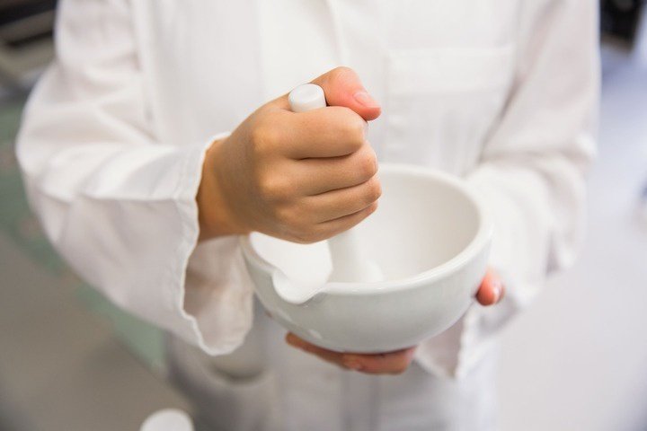 Entram em vigor os novos compêndios da Farmacopeia Brasileira