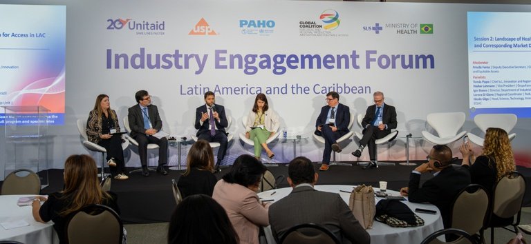 Ministério da Saúde participa de fórum internacional que debate produção de medicamentos e tecnologias na América Latina