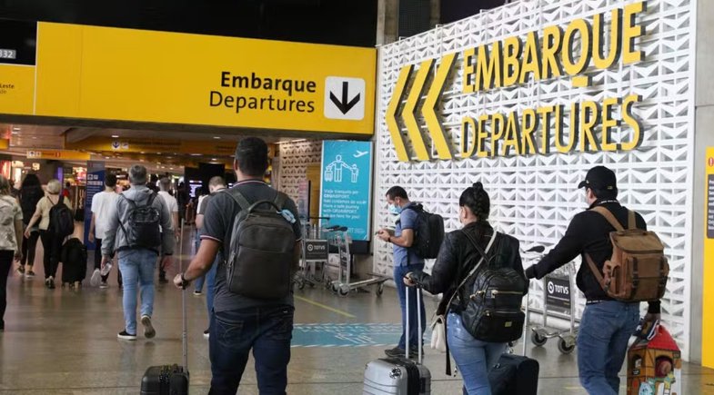 Anac atualiza regras sobre atrasos e cancelamentos e amplia deveres de informação aos passageiros
