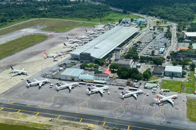 Ministério de Portos e Aeroportos solicita ampliação de prazo para pagamento de tarifas de navegação aérea e reforça apoio ao setor
